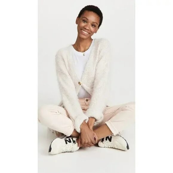 Free People Oversized Cardigan Medium Cream Fuzzy Sweater NWOT Winter Boho Cozy - Picture 5 of 15